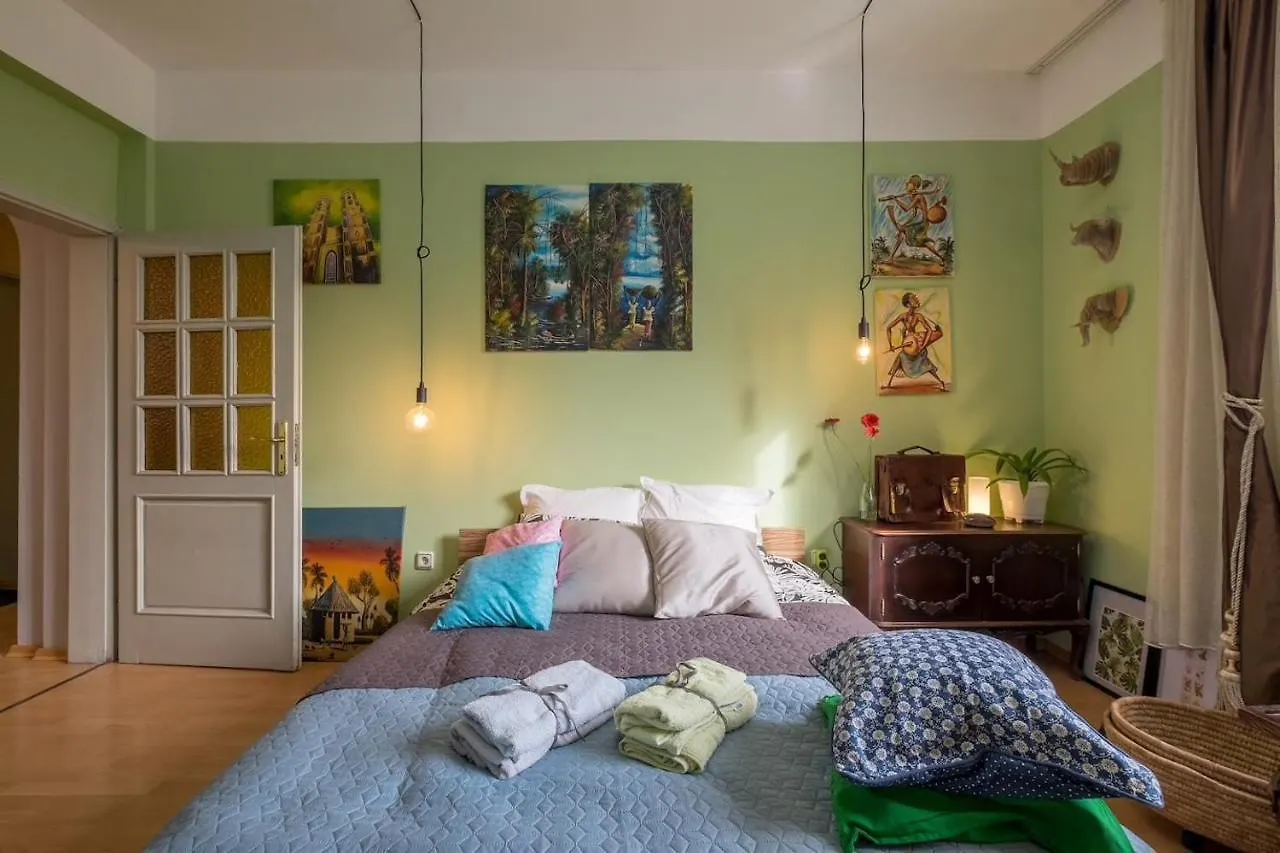 Apartment Art! Central & Artistic Apartment! Sofia Bulgaria